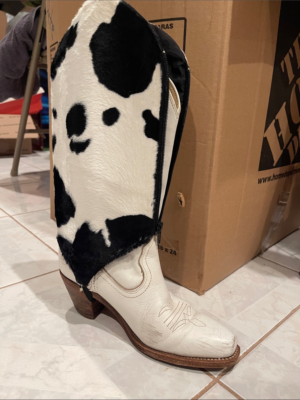 Bootleggers  cover for cowboy boots